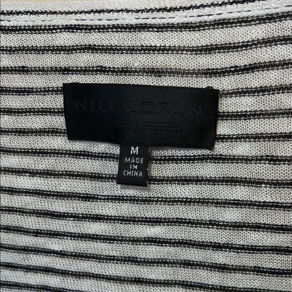 Nili Lotan Black and White Striped linen  V-Neck Long Sleeve - Picture 4 of 7